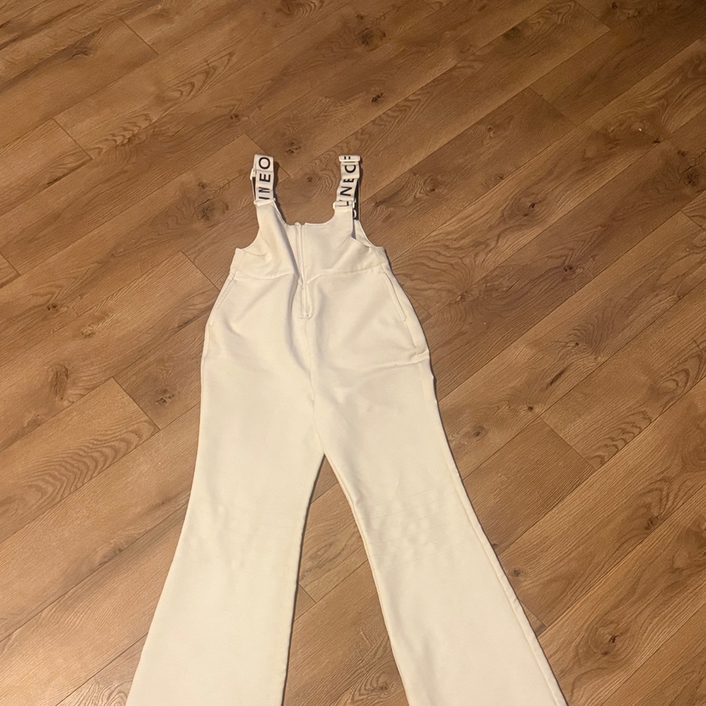 AERIE Offline Chillside Collection Ivory Ski Snow Suit XSMALL